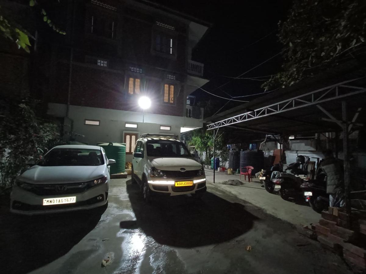 Hotel Manipur House Imphal Esterno foto