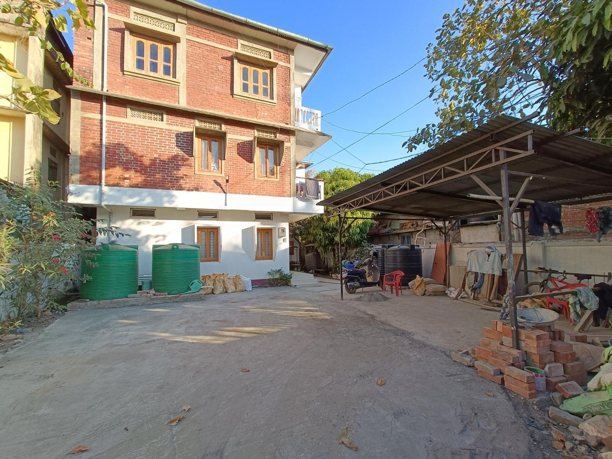 Hotel Manipur House Imphal Esterno foto